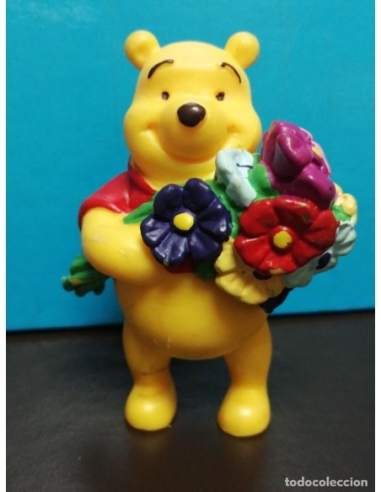 MUÑECO WINNIE THE POOH FLORES